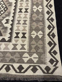 Handvävd Ull kelimmatta - 298 x 265 cm
