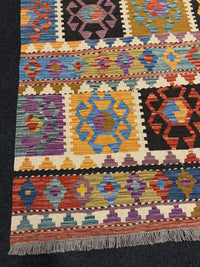 Handvävd Ull kelimmatta - 180 x 120 cm