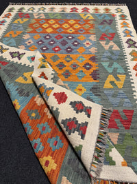 Handvävd Ull kelimmatta - 185 x 122 cm