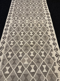 Handvävd Ull kelimmatta - 384 x 82 cm