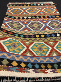 Handvävd Ull kelimmatta - 180 x 126 cm