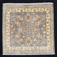 Fine Ziegler Handknuten Matta  — 101 × 96 cm