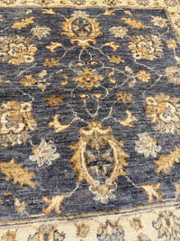 Fine Ziegler Handknuten Matta  — 106 × 103 cm