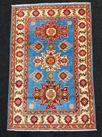 Handknuten Kazak‑matta — 123 × 81 cm