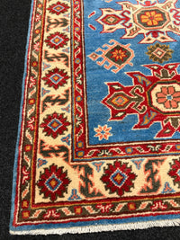 Handknuten Kazak‑matta — 123 × 81 cm