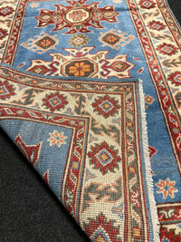 Handknuten Kazak‑matta — 123 × 81 cm