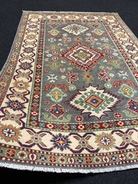 Handknuten Kazak‑matta — 145 × 102 cm