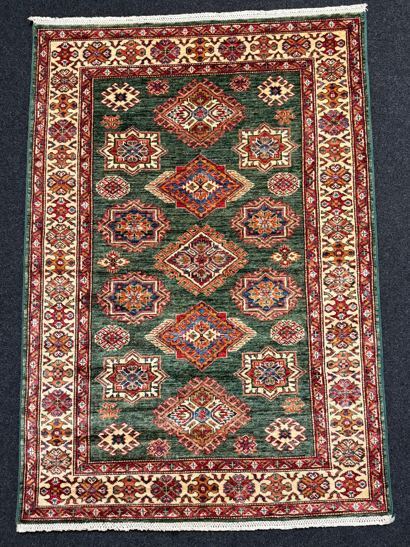 Handknuten fine Kazak‑matta — 150×104 cm