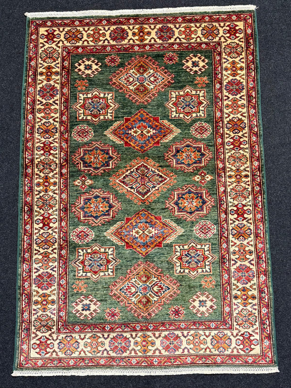 Handknuten fine Kazak‑matta — 153×104 cm