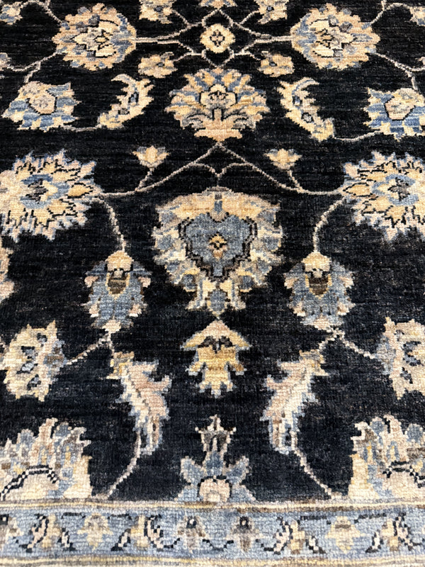 Fine Ziegler Handknuten Matta  — 182 × 123 cm