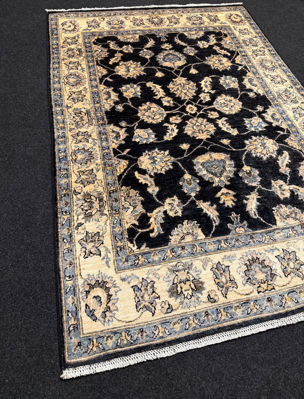 Fine Ziegler Handknuten Matta  — 182 × 123 cm