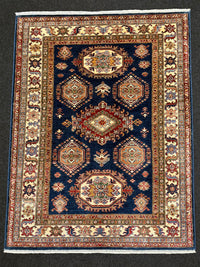 Handknuten fine Kazak‑matta — 161 ×123 cm