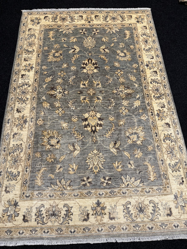 Fine Ziegler Handknuten Matta  — 190 × 125 cm