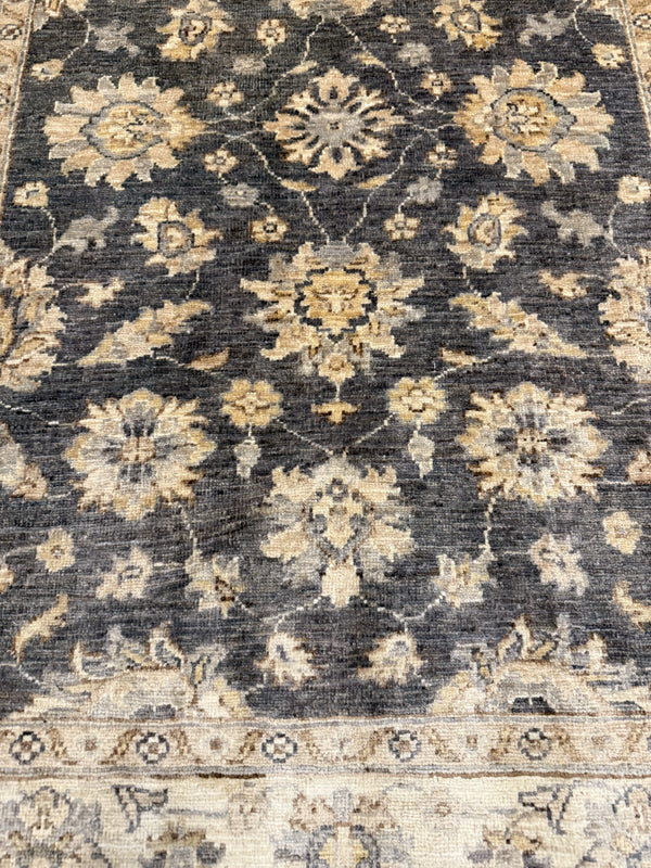 Fine Ziegler Handknuten Matta  — 180 × 124 cm