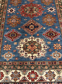 Handknuten fine Kazak‑matta — 170 ×123 cm