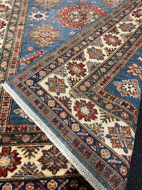 Handknuten fine Kazak‑matta — 170 ×123 cm