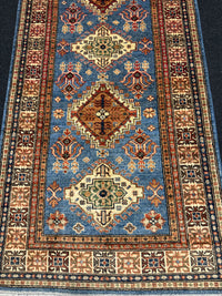 Handknuten fine Kazak‑matta — 303 ×100 cm