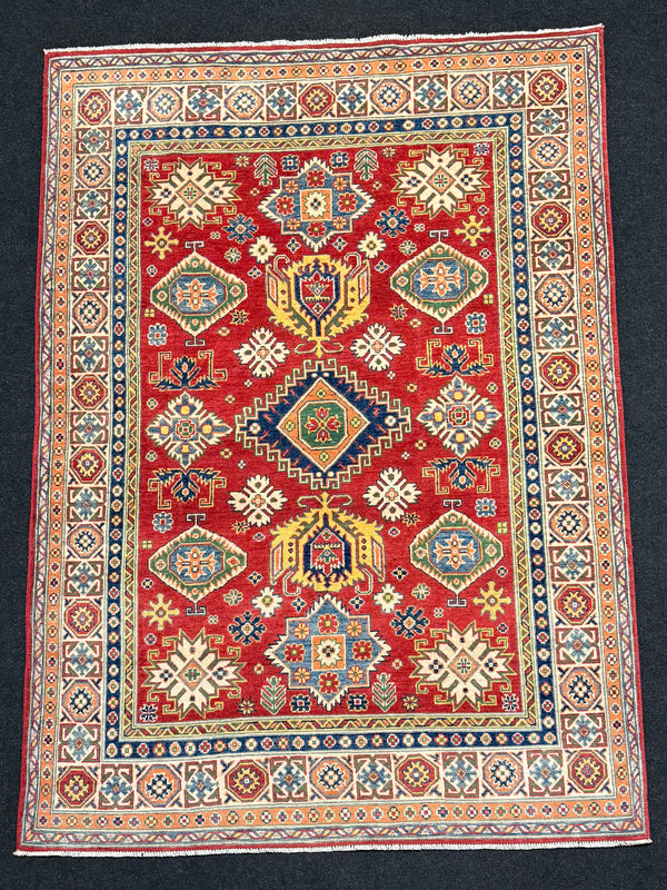 Handknuten fine Kazak‑matta — 237 ×169 cm