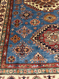 Handknuten fine Kazak‑matta — 234 ×172 cm