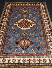 Handknuten fine Kazak‑matta — 234 ×172 cm