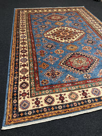 Handknuten fine Kazak‑matta — 234 ×172 cm