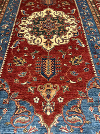 Handknuten fine Kazak‑matta — 268 ×183 cm