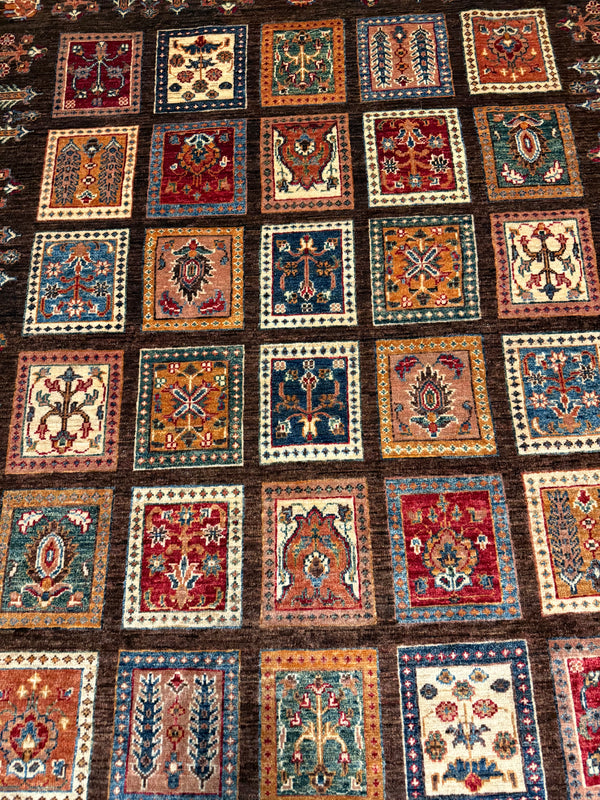 Handknuten Ziegler-matta – Traditionellt hantverk för moderna hem — 194×152 cm