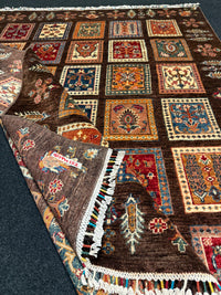 Handknuten Ziegler-matta – Traditionellt hantverk för moderna hem — 194×152 cm