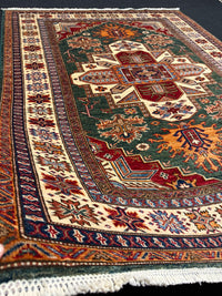 Handknuten fine Kazak‑matta — 186×154 cm