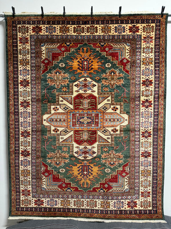 Handknuten fine Kazak‑matta — 186×154 cm