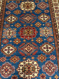 Handknuten fine Kazak‑matta — 199×150 cm