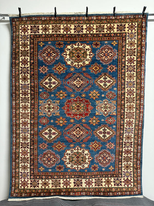 Handknuten fine Kazak‑matta — 199×150 cm