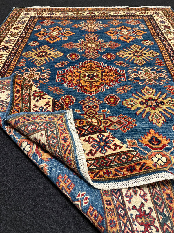 Handknuten fine Kazak‑matta — 205×152 cm