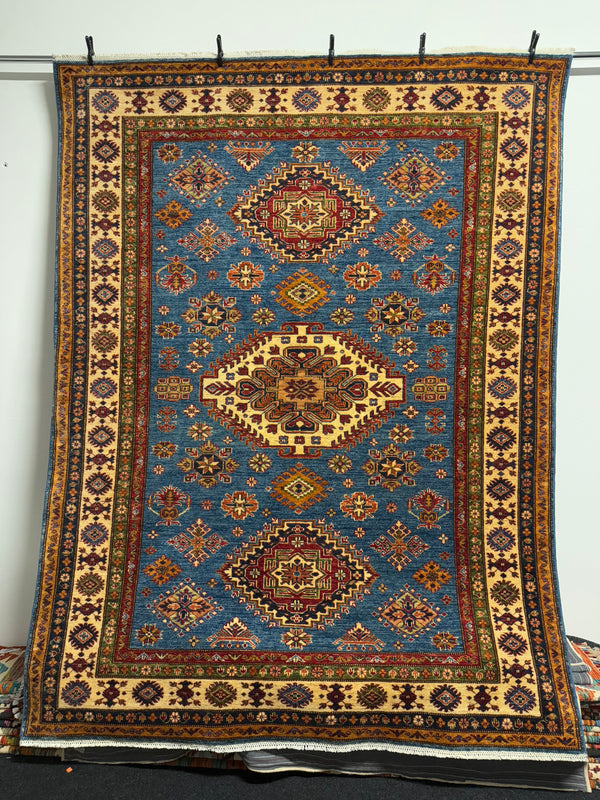 Handknuten fine Kazak‑matta  — 230×178 cm
