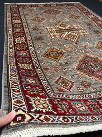 Handknuten fine Kazak‑matta  — 203×148 cm