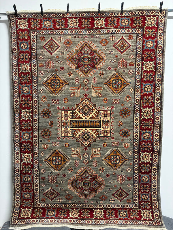 Handknuten fine Kazak‑matta  — 203×148 cm